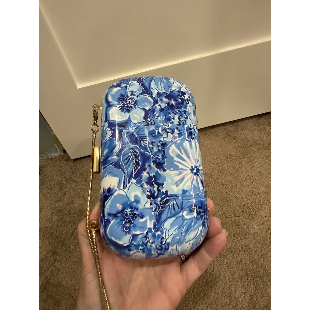 Lilly Pulitzer Floral Hard Shell Clutch Blue White Gold Chain Minaudiere Bag